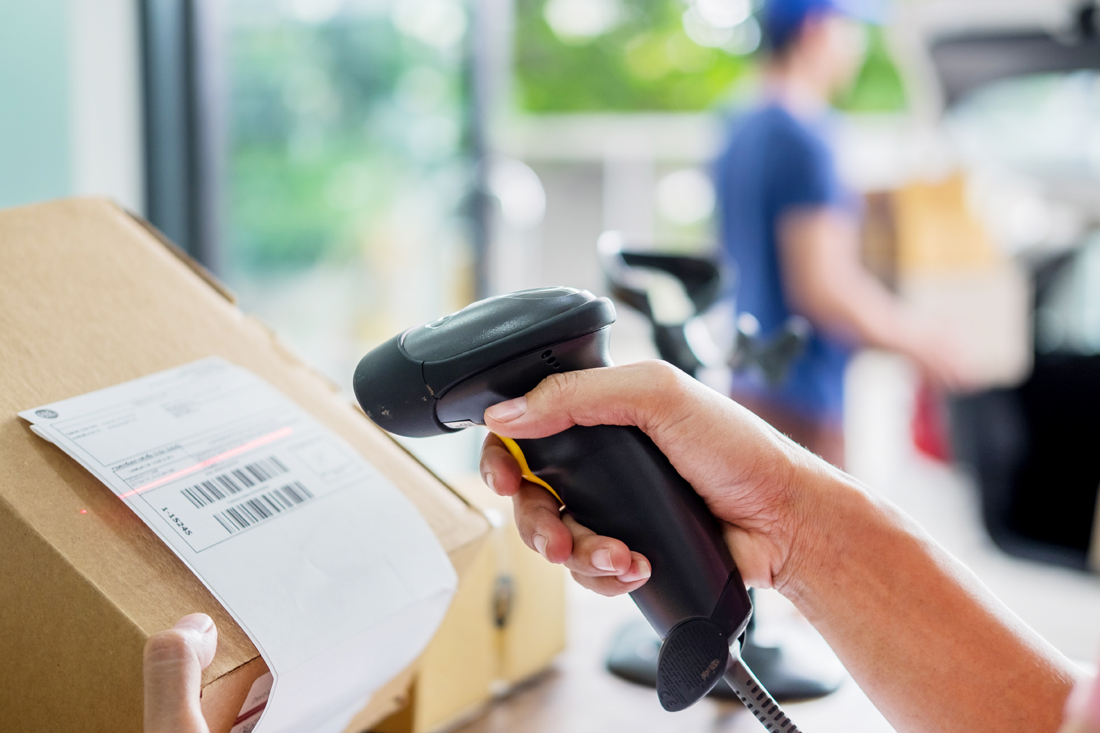 Scanner barcode per la tracciabilità dei colli nel magazzino